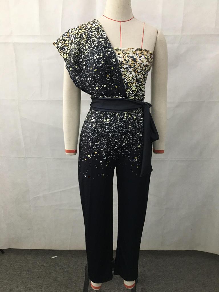 2026 Summer Luxurious Sequin One-shoulder Jumpsuit: A Chic Socialite Style