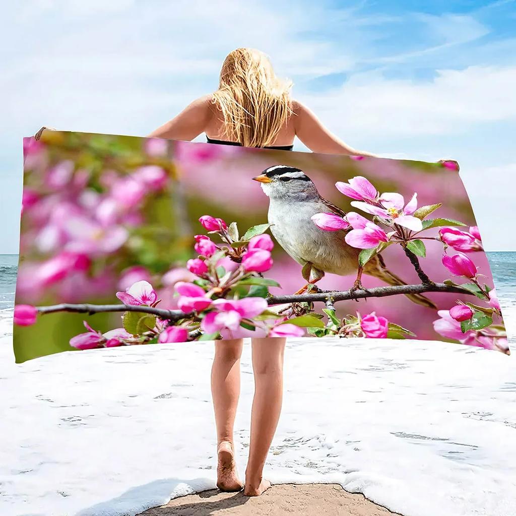 Bird Microfiber Beach Towel Soft Highly Absorbent Decorative Towel Lightweight Compact Beach Accessories for Bathroom Beach Spa