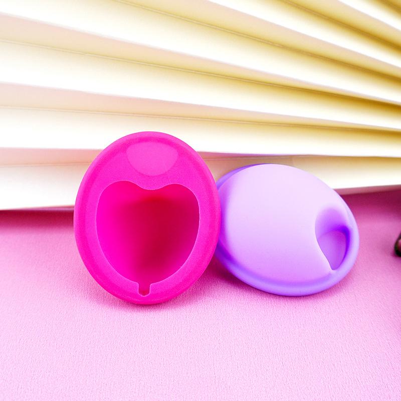 1Pcs Silicone Flat Fit Design Extra Thin Reusable Silicone Menstrual Disc For Women Menstrual With Pull Tab Sterilizing
