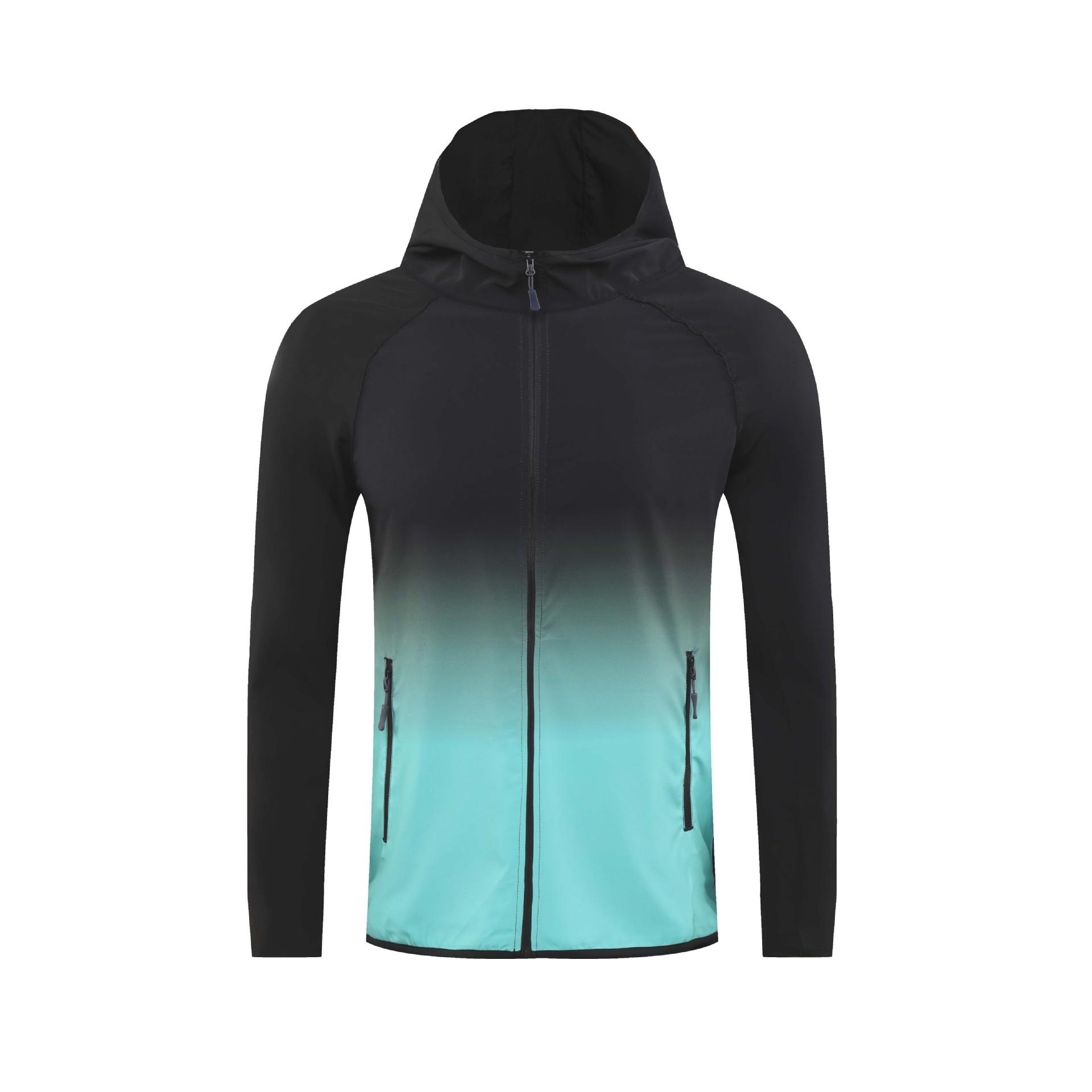 

Шикарная осенняя спортивная куртка с градиентом 2XL