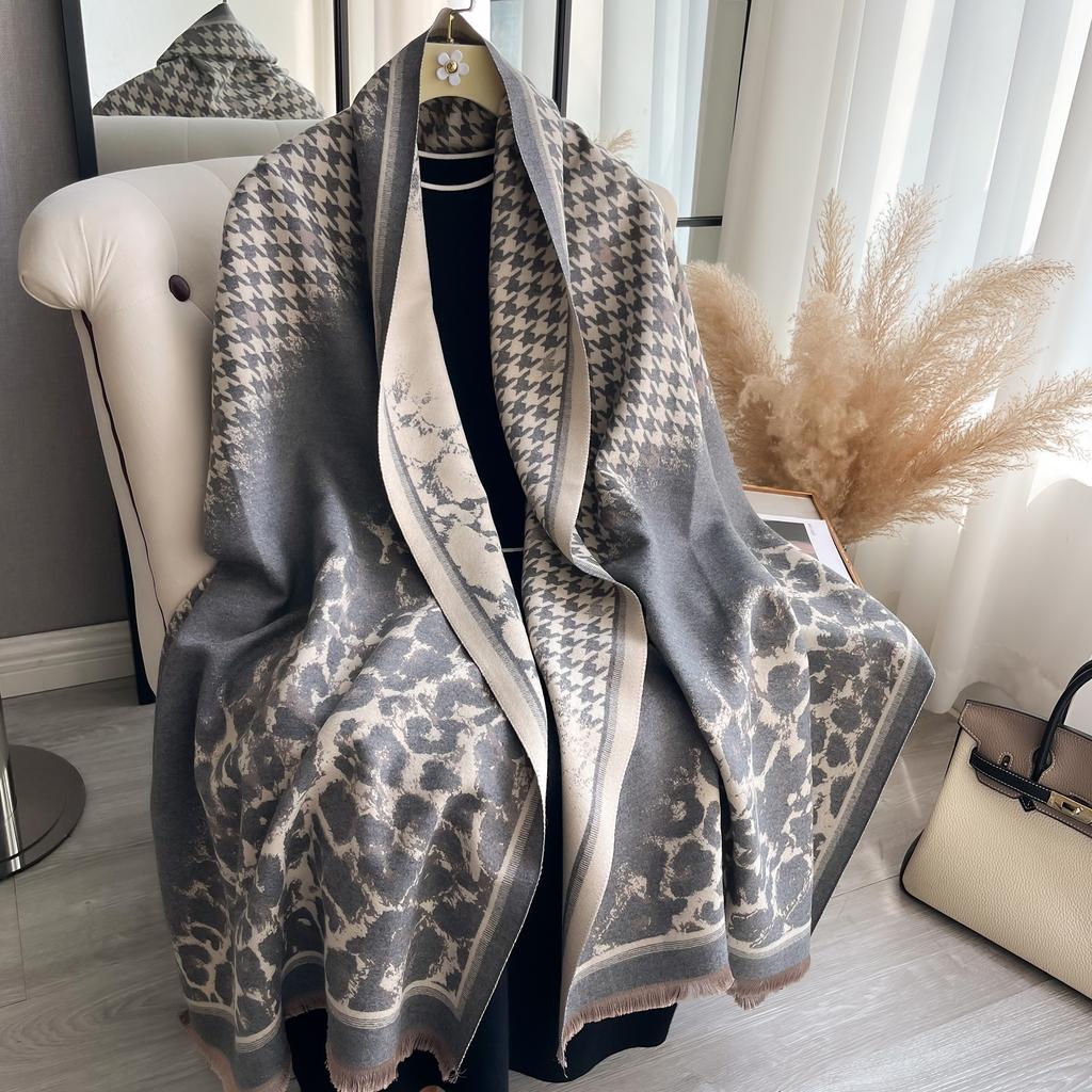 Luxury Leopard Print Scarf For Women Warmer Winter Cashmere Pashmina Scarves Shawls Female Thick Blanket Wraps Foulard