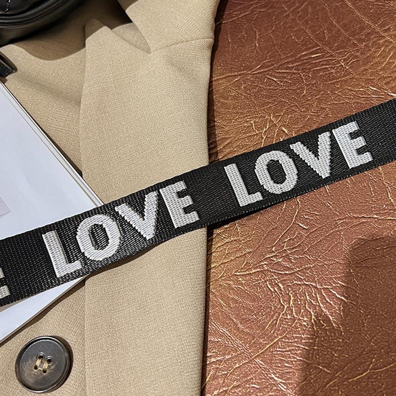Women Bag Spring And Autumn New Lingge Shoulder Bag Korean Crossbody Bag Fashion Simple Letter Broadband Mobile Phone Bag