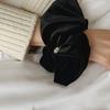 Oar Drop Wide Velvet Cameo Scrunchie [Black]
