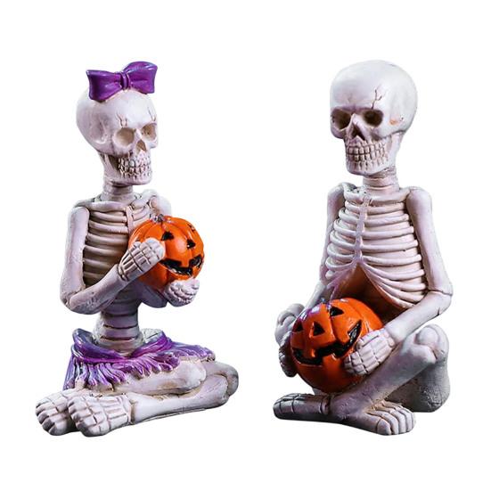 Resin Skeleton Ornaments 2Pcs/Set Couple Statues, with Pumpkin Figurines, Men Funny Gifts Women for Halloween Table Mantel Shelf Decoration Accents