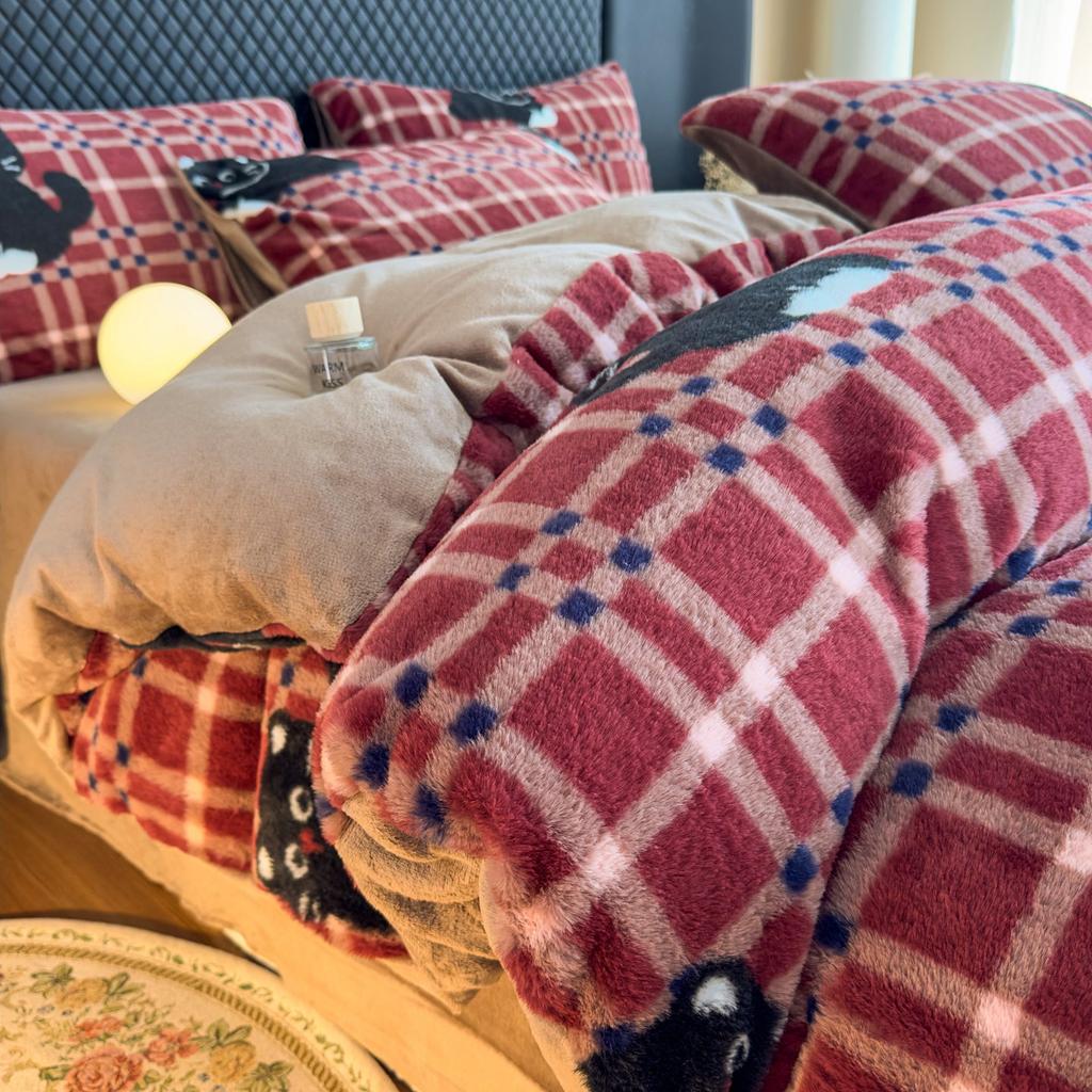 new simple and cute polka dot milk fleece bed four-piece set autumn and winter thickened warm bedding four-piece set