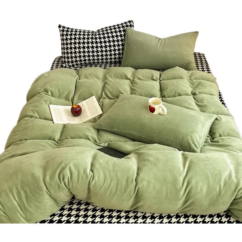 Thickened Milk Fleece Four-Piece Set, Warm Coral Fleece Bed Sheet Quilt Cover, Fleece Bedding Three-Piece Set