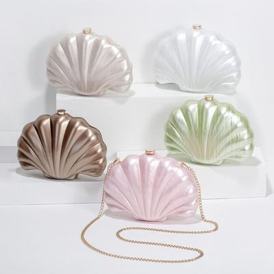 Borsa a tracolla obliqua da donna, Borsa a conchiglia in acrilico di forma speciale, Elegante pochette da sera per matrimoni