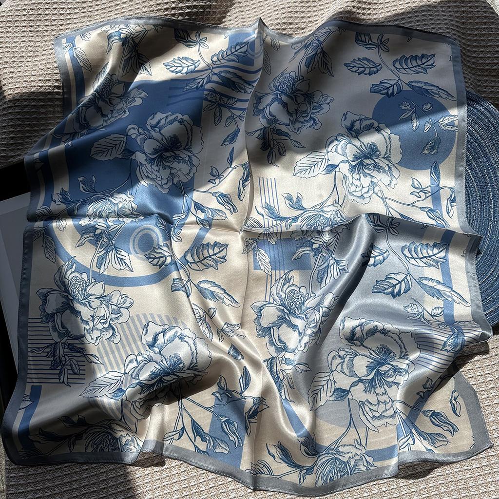 Elegant temperament blue flower silk silk scarf women's autumn and winter neck protection warm small scarf 111 mulberry silk square scarf