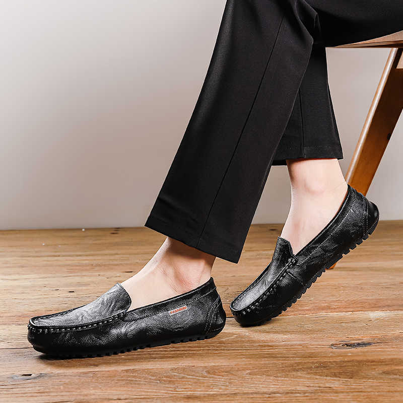 Fashion High-top Plush Tennis Basket Vulcanize Cheapest Shoes Men Sneakers Black Men Sports 2025elegant Excercise Baskette