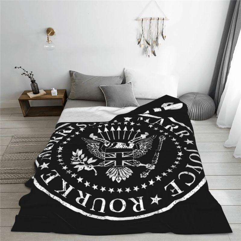 Custom Alternative Rock Band Smiths Blanket Soft Fleece Spring Warm Flannel Throw Blankets for Sofa Car Bedding Bedspread