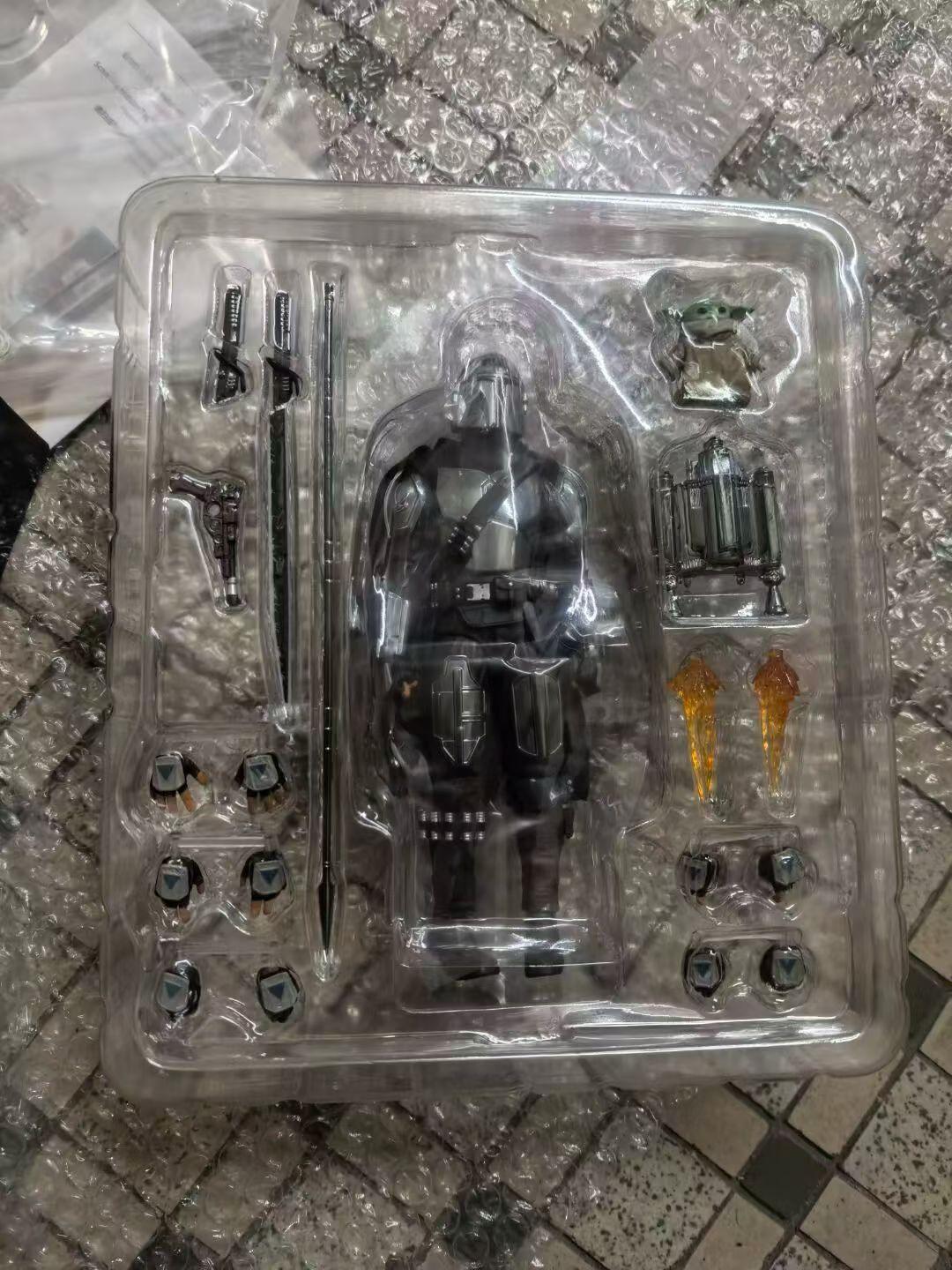 

New KO MAFEX 256 Mandalorian Ver 2.0 Action Figure Electroplated Armor 1/12 Din Djarin Grogu Model Gift Birthday IN STOCK