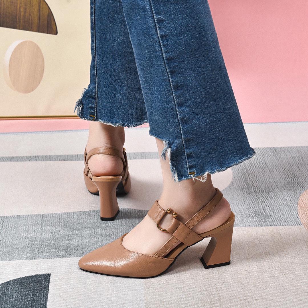 

Женские сандалии 2023 года с острым носком, на толстом высоком каблуке, с круглой пряжкой и верхом из коровьей кожи 38