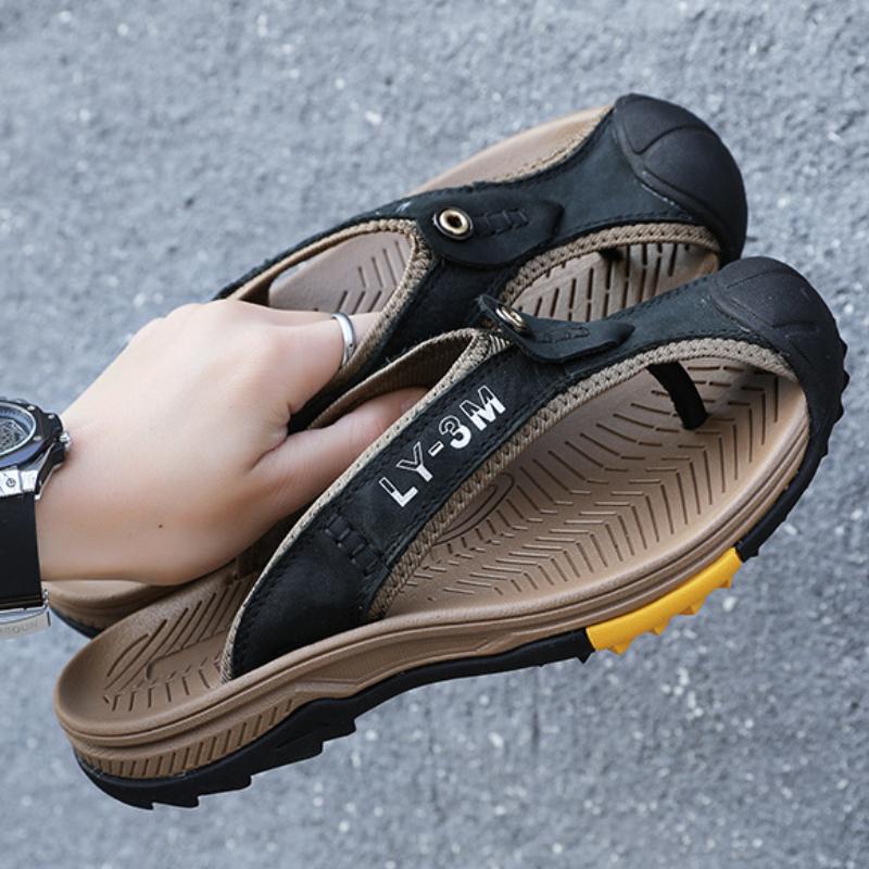 Men Flip Flops High Quality Genuine Cow Leather Slippers Mens Massage Slippers Outdoor Casual Beach Slippers Pinch-Toe Sandalias