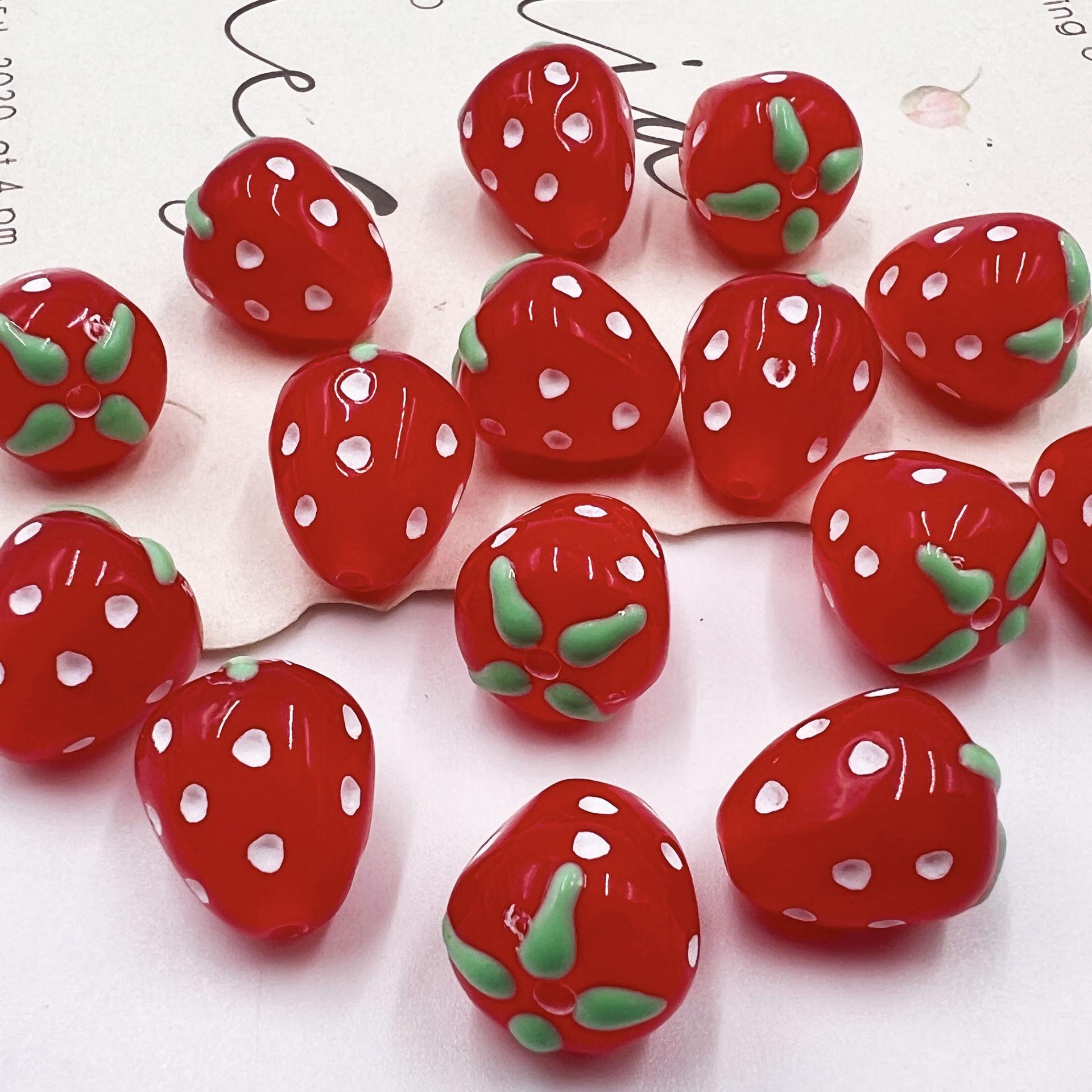 

10/30/50 ШТ Акриловые Бусины для Фруктов Клубника с Прямым Отверстием 12x14 мм для DIY Изготовления Украшений Ожерелий Браслетов Товары для Рукоделия 10PCS