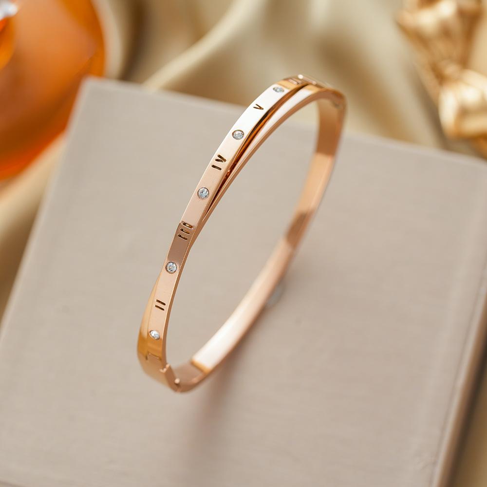 Fashion Titanium Steel Roman Numeral Bracelet For Women With Clasp Personality Ins Jewelry Non Fading