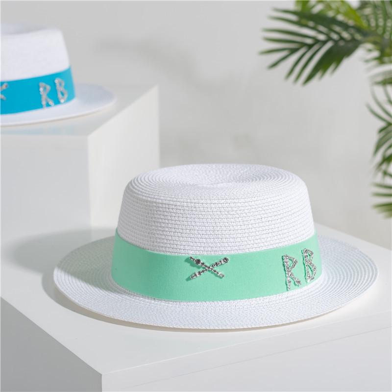2022 new rhinestone RB letter flat top hat sunscreen black and white straw hat top hat holiday straw hat