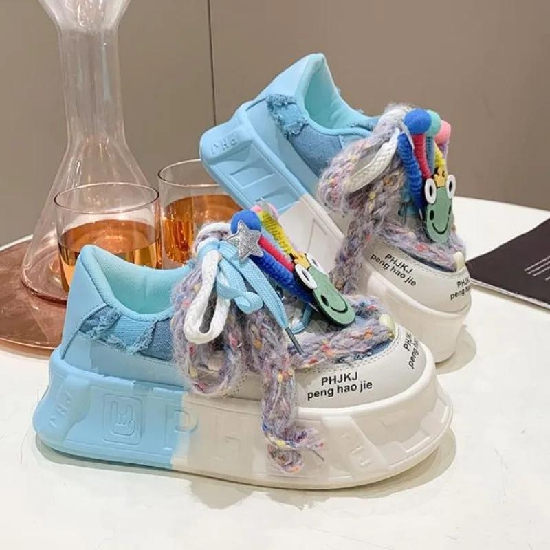 Fashion Kawaii Ladies Shoes On Sale New Fashion Round Toe Lace Up Women's Vulcanized Shoes Spring Flat Outdoor Breathable Women Sneakers