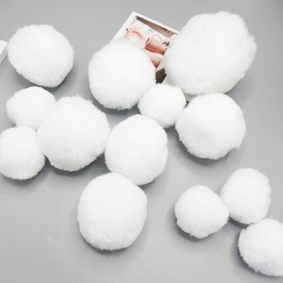 DIY Ručně vyrobená 8cm plyšová sněhová koule pro vnitřní sněhové bitvy