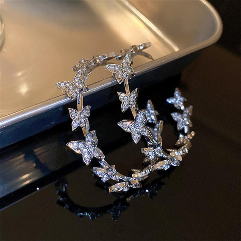 

Серьги-кольца с бабочками для женщины, геометрические серьги со стразами, для вечеринки, женские серьги с цирконом в подарок