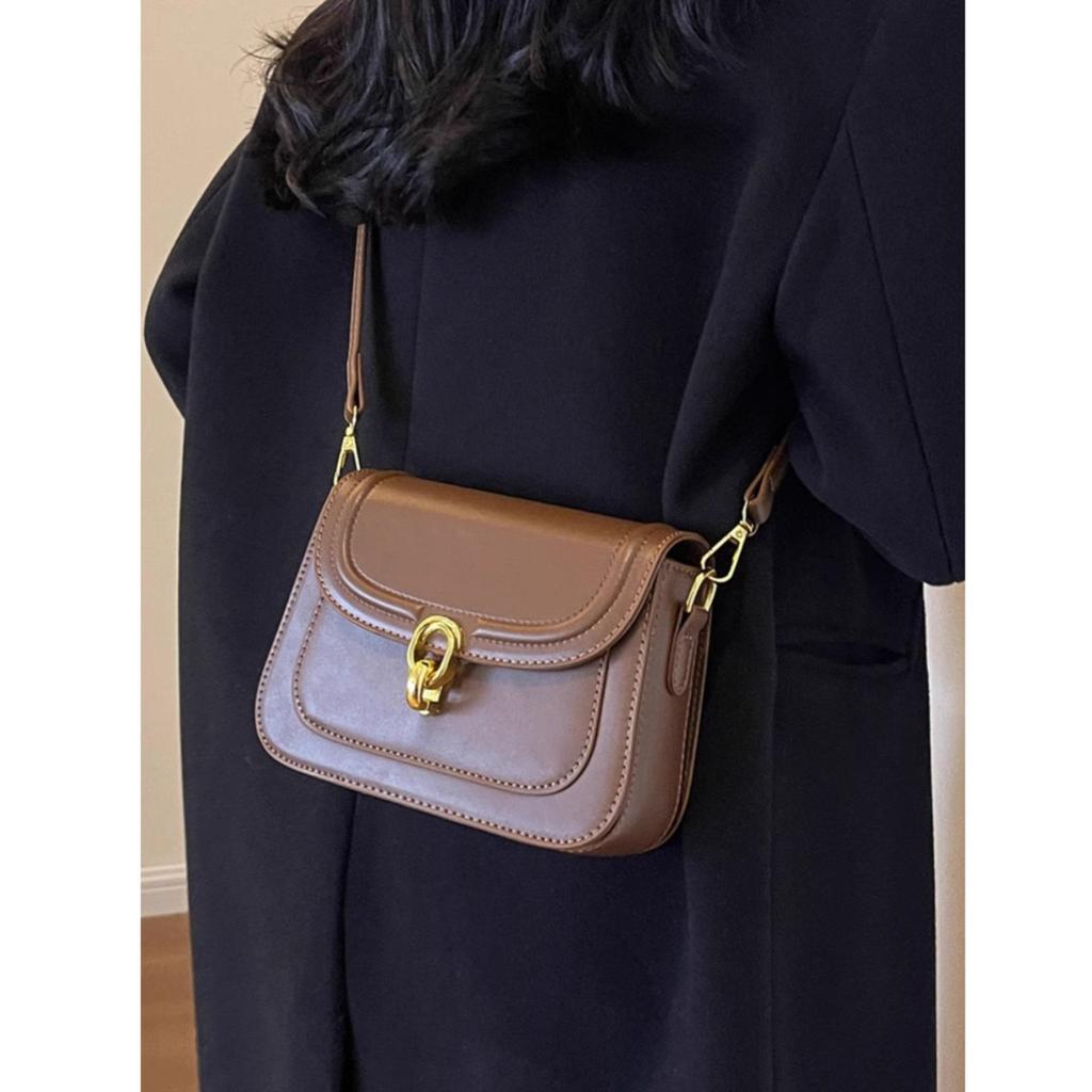 Autumn and winter niche foreign style women's bag 2025 new versatile retro small square bag high-end commuter bag women's messenger bag