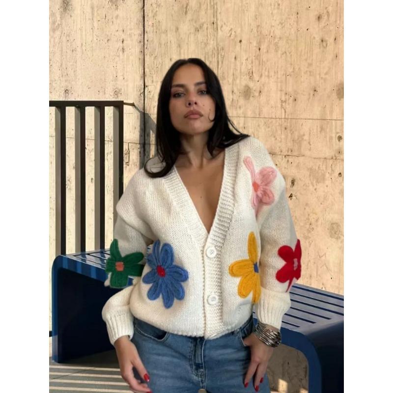 Colorful Small Flower Women's Sweater Heavy Industry Embroidery Pullover Knitwear