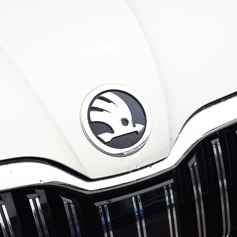 ZDVK6 2026 Hot For SKODA 8/9/10cm Emblem Car Front Hood Badge Rear Trunk Sticker For Skoda S Skoda Kodiaq Fabia Kamiq Karoq Octavia 3