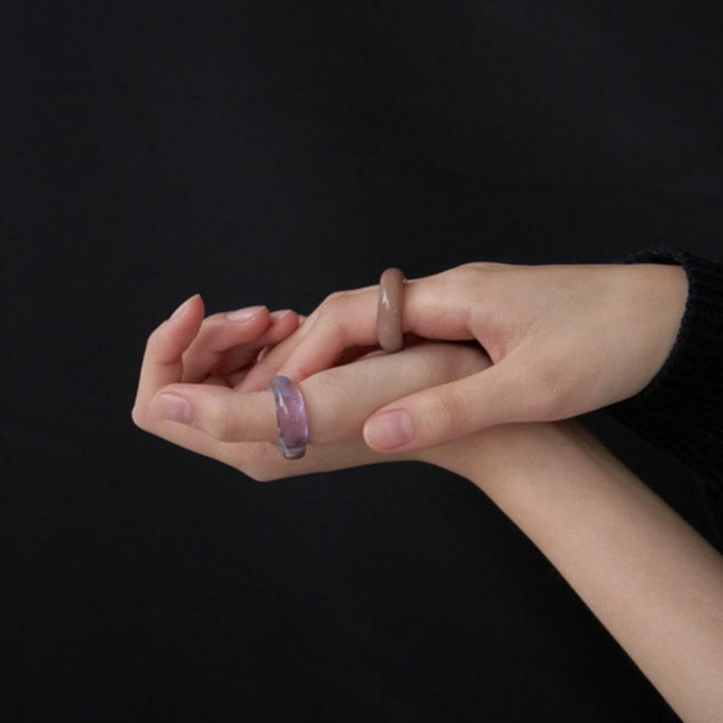 APIOH BOLD MARBLE GLASS RING