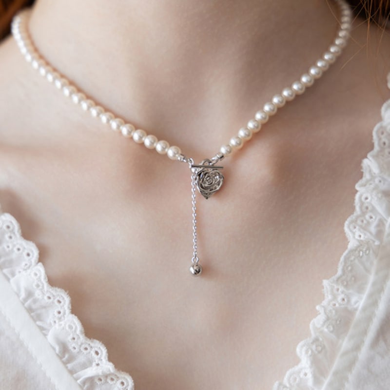 Tatiana Rose Toggle Pearl Necklace NZ2124