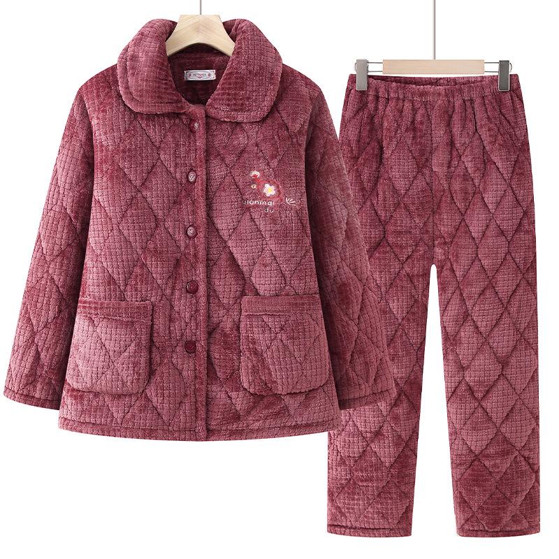 

2025 New Style Winter Coral Fleece Pajama Set for Mature Women - Thick, Warm, Plus Velvet Home Wear. 2XL (120-140 jin)