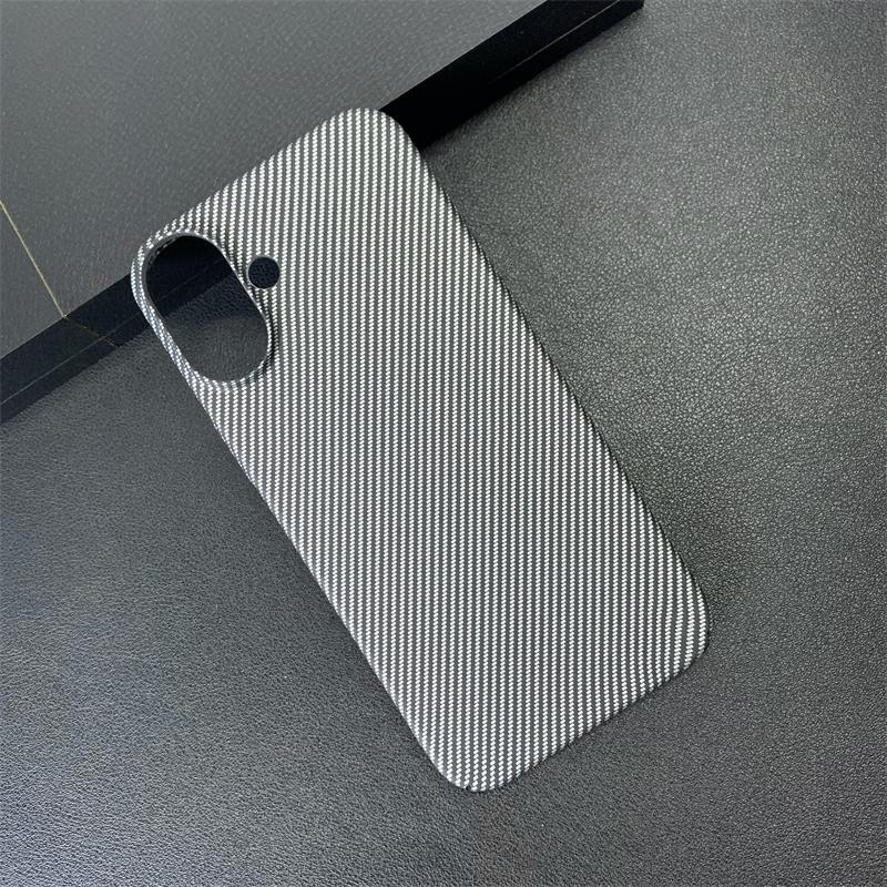 Double Color Carbon Fibre Silicone Phone Case for iphone 16 Pro Max Plus Ultra Thin Shockproof Bumper Cover Luxury