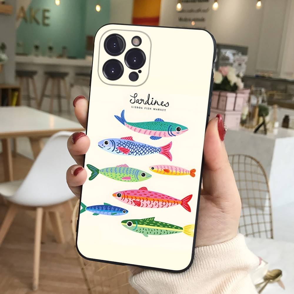 Silikonowe Etui na Telefon Sardynki Dla IPhone 11 12 13 14 15 16 17 Pro Max Czarne Pokrowiec