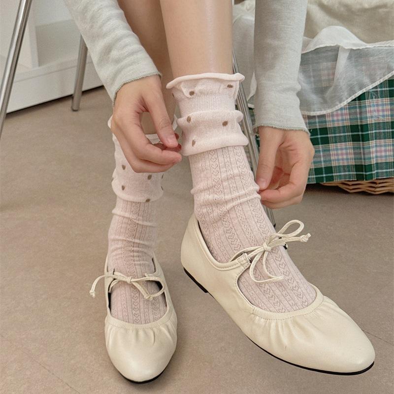 Women's Spring and Summer Thin Wooden Ear Edge Wave Point Hollow Breathable Pile Socks