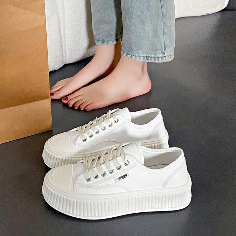 Spring New Fashionable and Comfortable Korean Version Thick Soled Sponge Cake Lace Up Biscuit Shoes