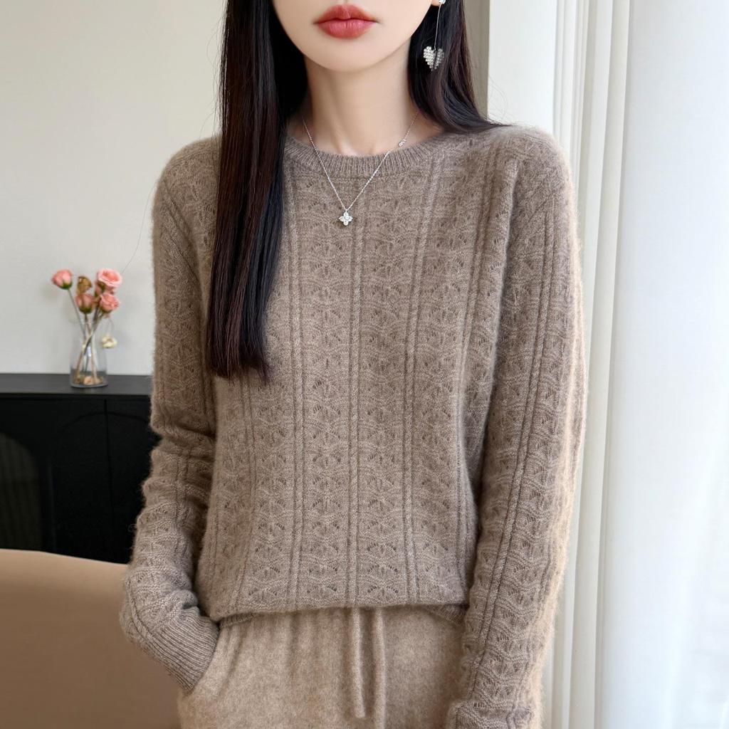 2026 Early Autumn Women's 100% Pure Wool Hollow Out Round Neck Loose Knit Top