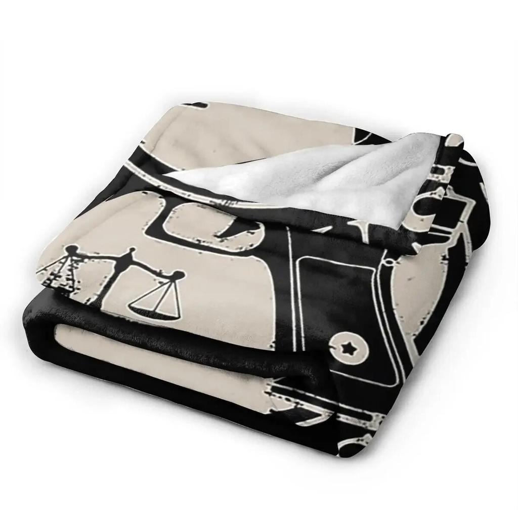 In Glock We Trust Blanket Soft Warm Flannel Throw Blanket Plush for Bed Living Room Picnic Travel Home Couch