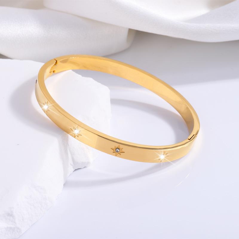 Titanium steel bracelet gold high version temperament zircon bracelet women's light luxury fashion elegance does not fade simple bracelet