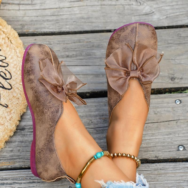 Women's Wide Width Bow Detail Ballet Flats - Vintage Inspired Driving Loafers for Spring/Fall, Soft Sole Casual Shoes