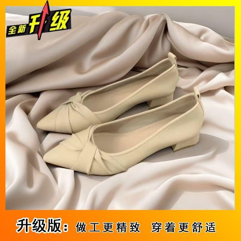 With Skirt Temperament, Evening Shoes, Shallow Mouth Soft-soled Women's Shoes 2025 New Xiaoxiangfeng Pointed Single Shoes for Women's Summer Wear