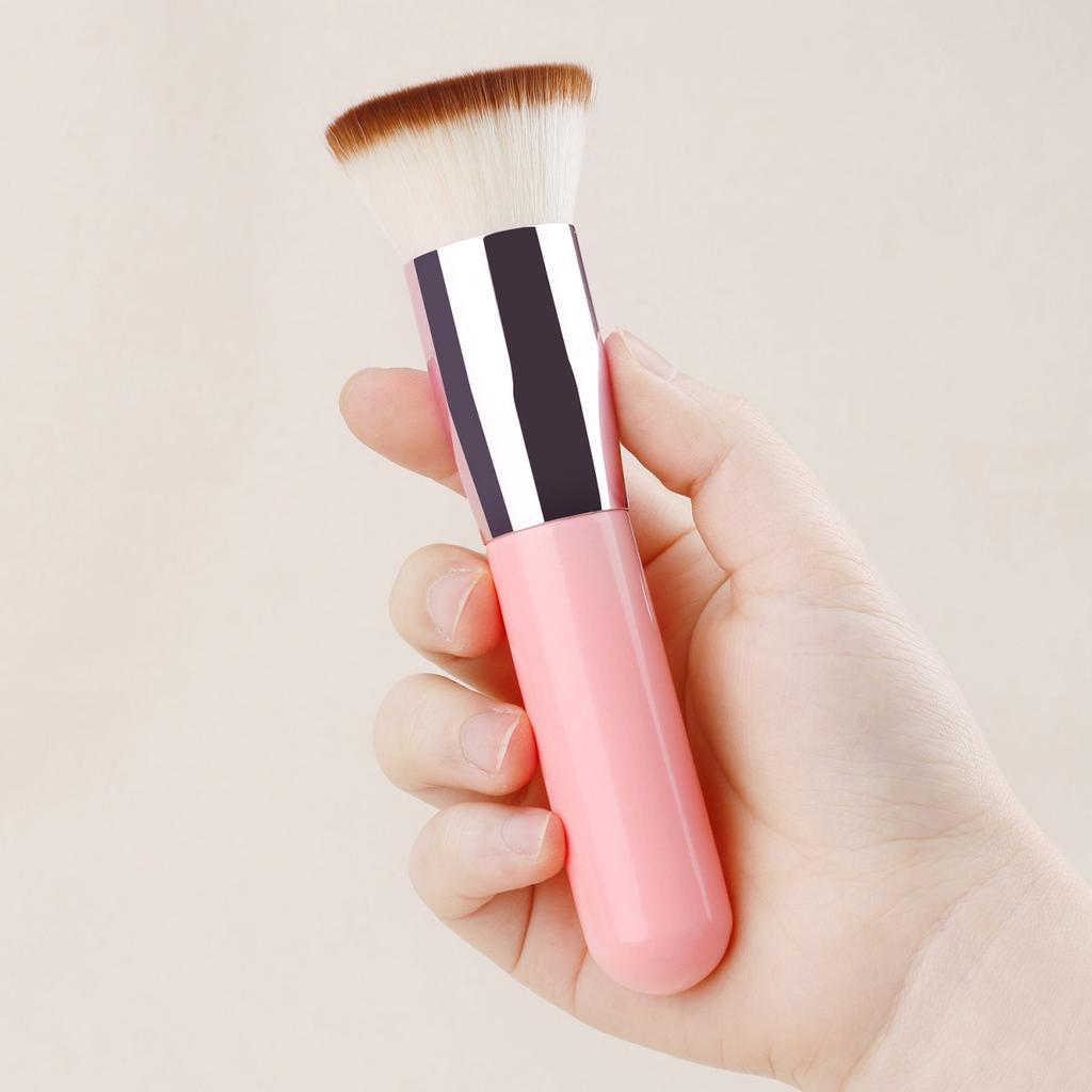 Specially for big fat pier flat head foundation brush BB cream liquid foundation brush soft hair without traces do not eat powder beauty tools
