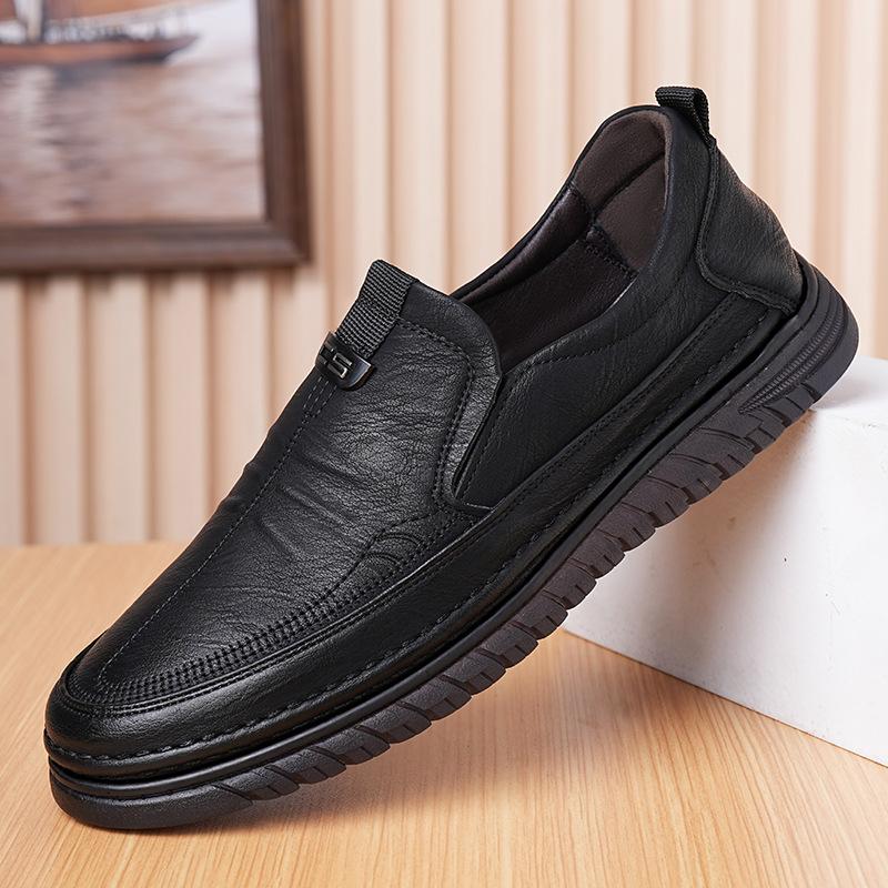 

Модные корейские однотонные лоферы большого размера для мужчин, модные повседневные, новый дизайнер, легкая обувь для вождения, мужские кожаные туфли на мягкой подошве 38