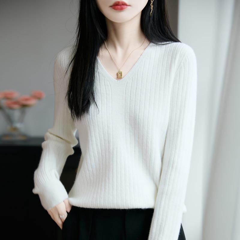 Women's V-Neck Ribbed Knit Sweater - Slim-Fit Long-Sleeve Top for Autumn/Winter 2025
