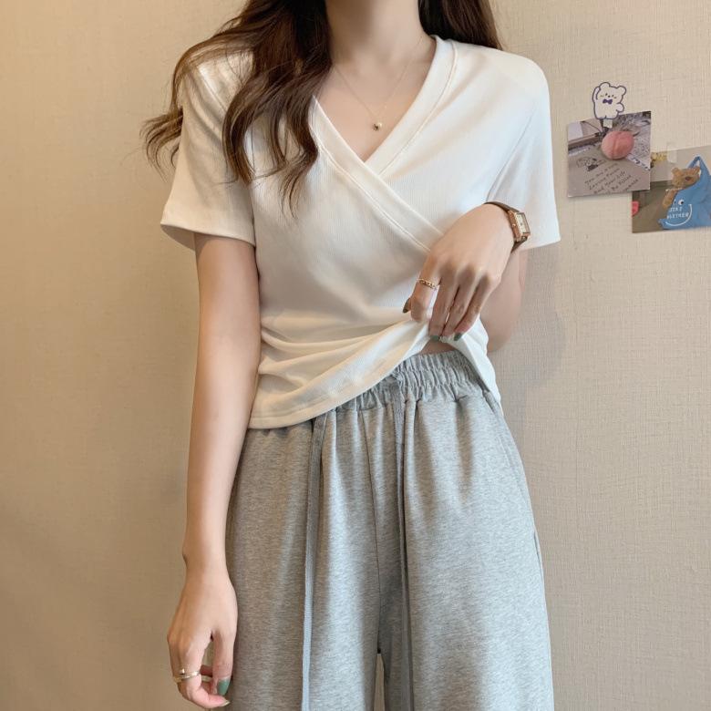 Milk silk, cross v-neck short-sleeved t-shirt for women's summer slim-fitting and thin short models