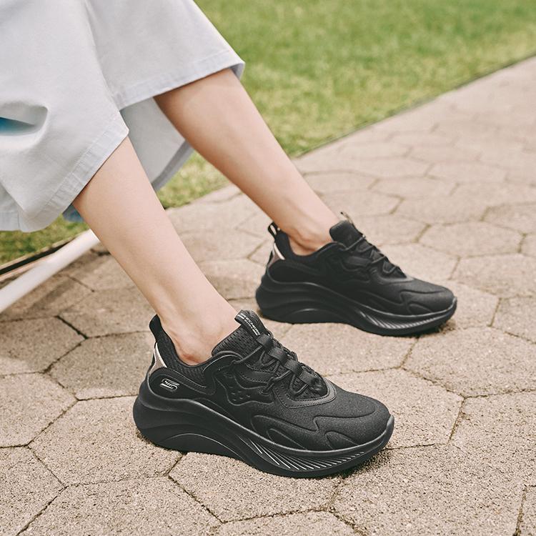 Skechers Scarpe Sportive Casual Comode Versatili Ammortizzanti Traspiranti Leggere Basse Sneakers Lifestyle Donna sneakers Nere 117513-BBK