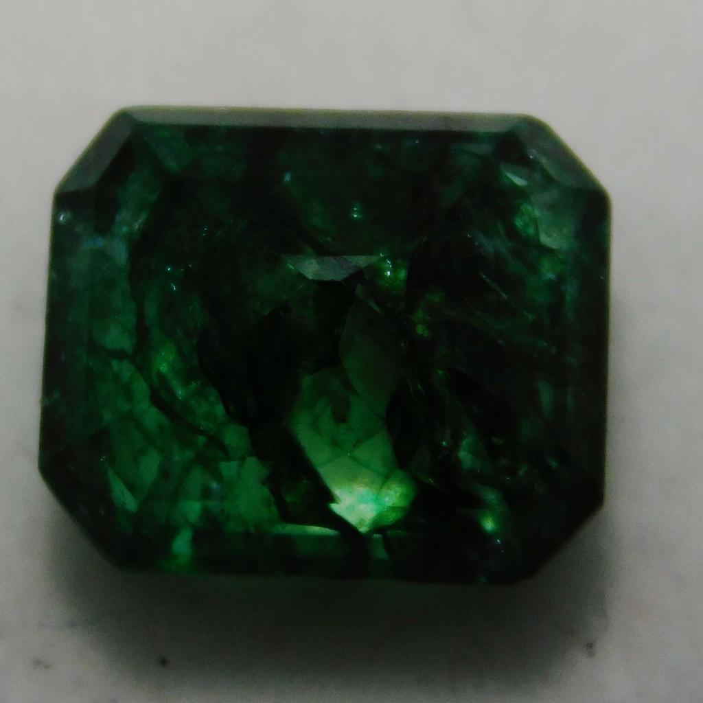 Natural Colombian Emerald 9.05 Ct Green CERTIFIED Emerald Cut Loose Gemstone