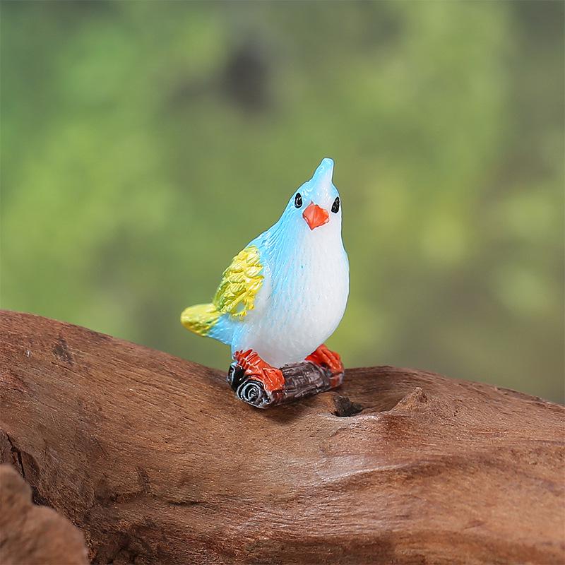 Cute Cartoon Parrot Resin Figurine for Succulent Gardens and Potted Plants