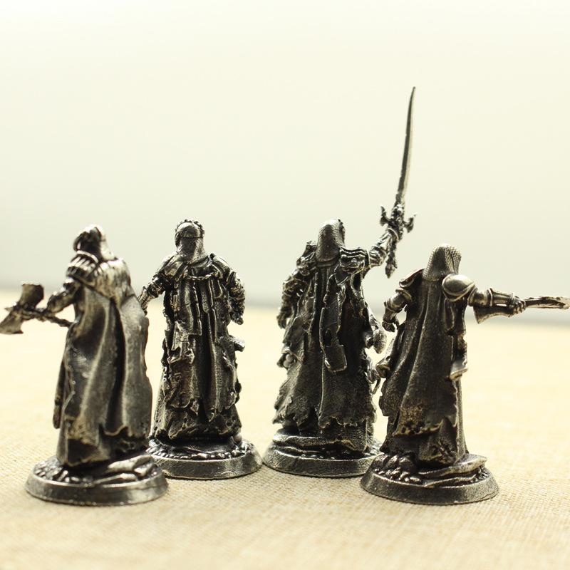 1 Pezzo Legionario Medievale Wraith Soldati Giocattolo Figure Miniature Cavaliere in Rame Puro Ornamento Decorazione Artigianato