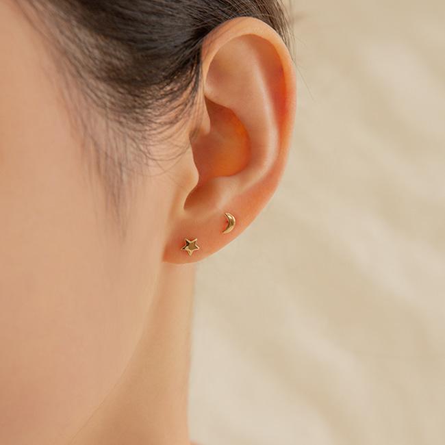 Lunne 14K Volume Crescent Earrings (14K Gold) A05