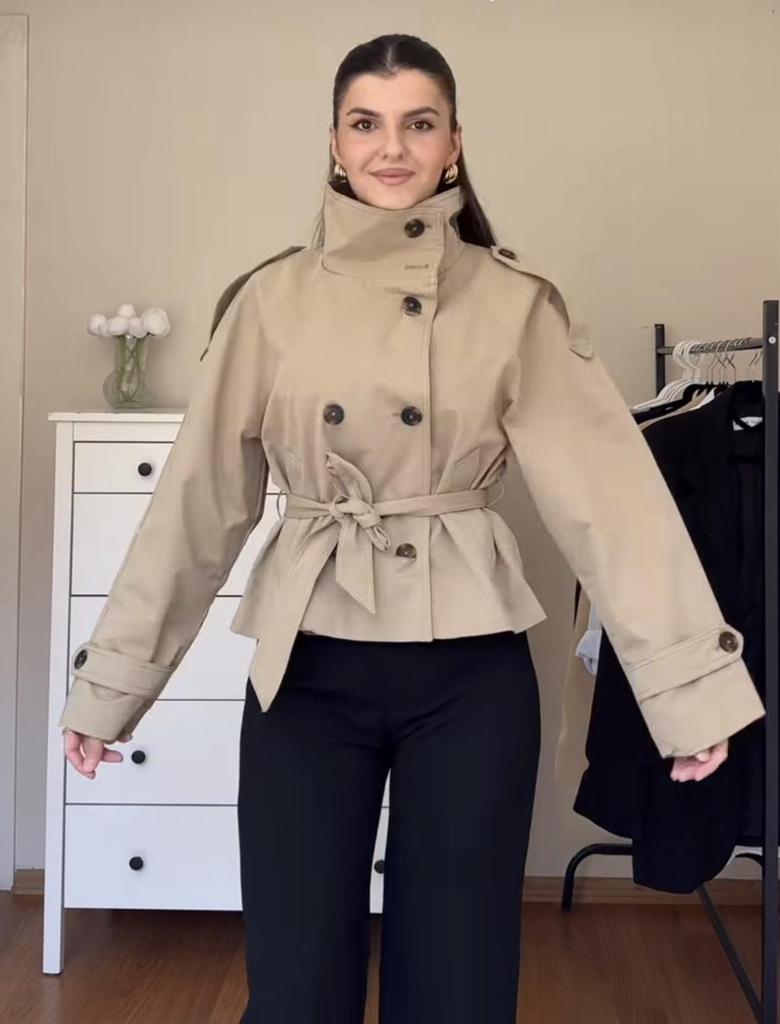Europäischer und Amerikanischer Damen Doppelreiher Trenchcoat mit Bindegürtel Lässige Kurze Jacke