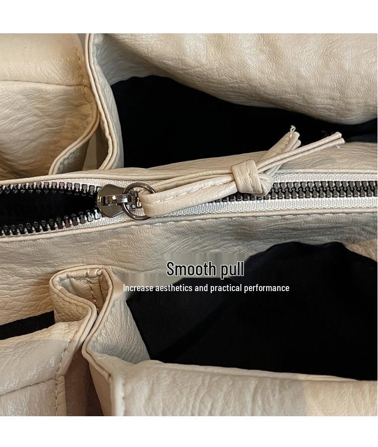 2023 Spring Retro Large Capacity Crossbody Tote for Women