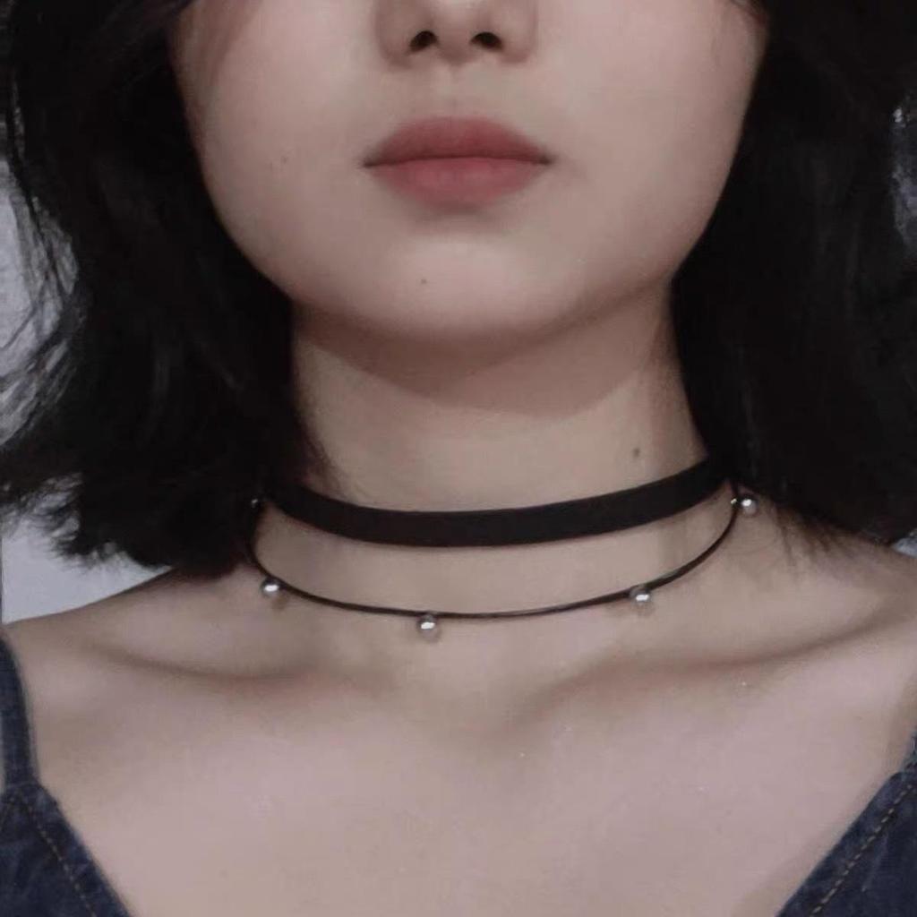 Minimalist Black Leather Buckle Choker – Everyday Versatile Necklace for Women